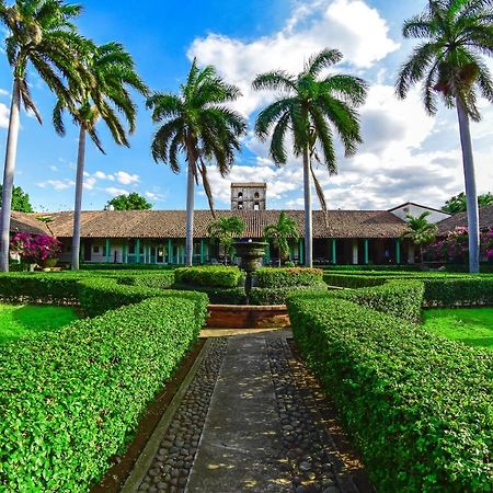 Hotel El Convento Leon Nicaragua Екстер'єр фото