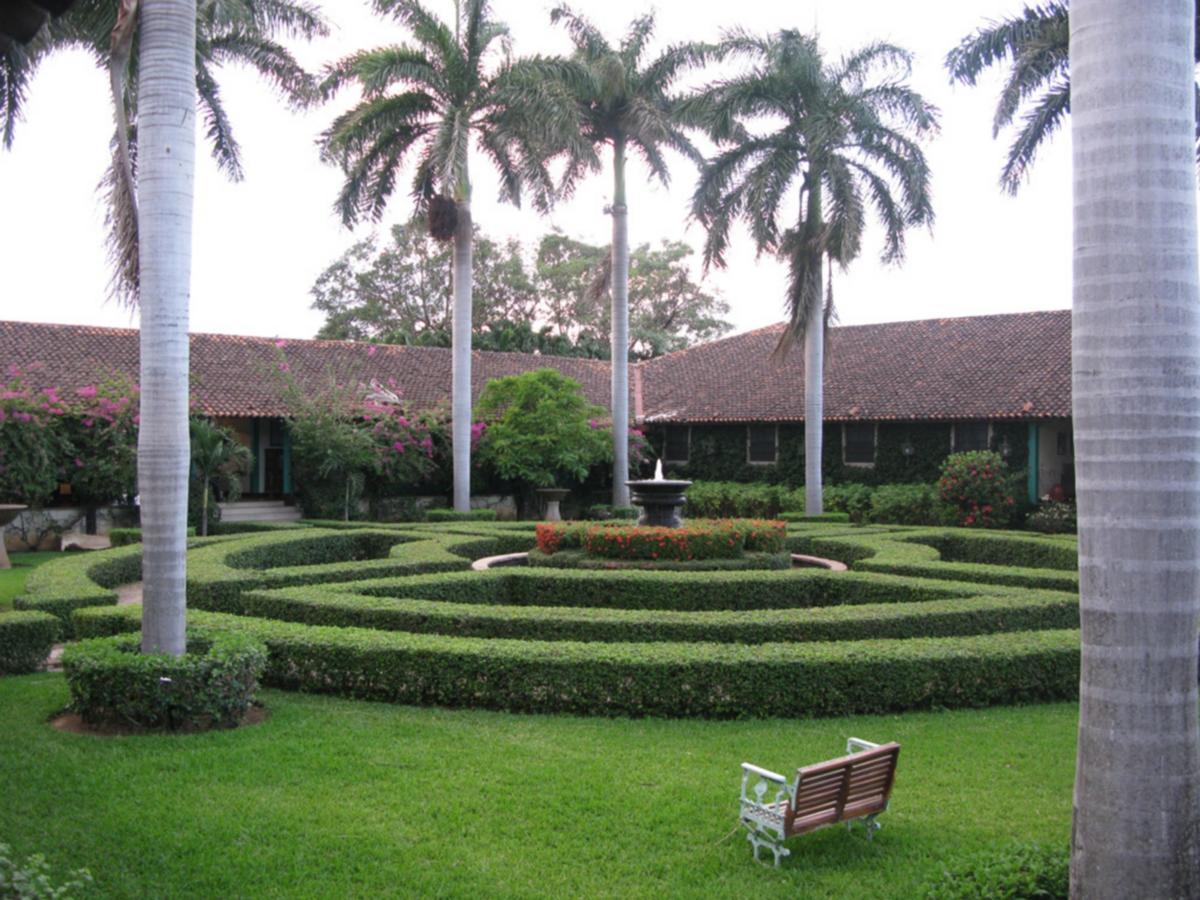 Hotel El Convento Leon Nicaragua Екстер'єр фото