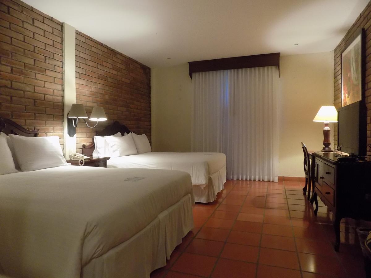 Hotel El Convento Leon Nicaragua Екстер'єр фото