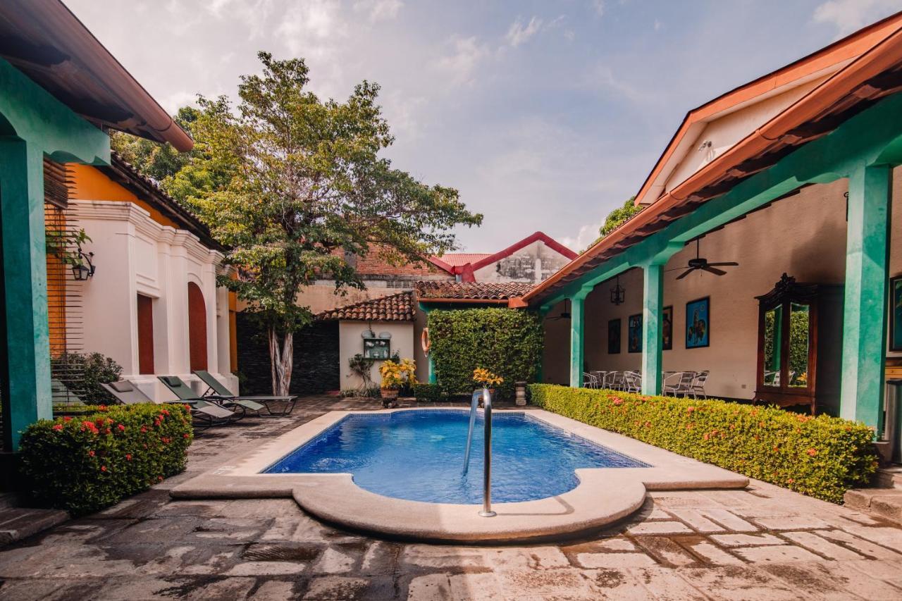 Hotel El Convento Leon Nicaragua Екстер'єр фото