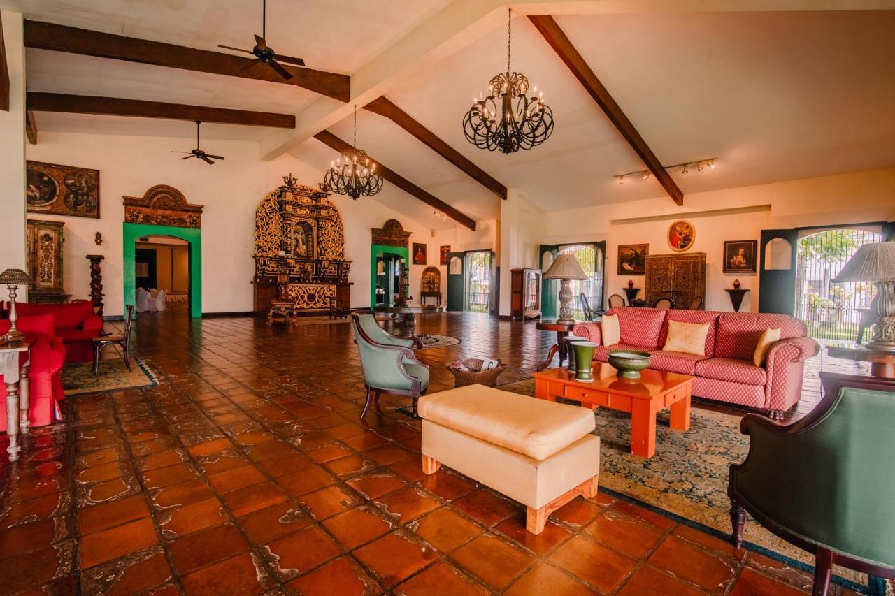 Hotel El Convento Leon Nicaragua Екстер'єр фото